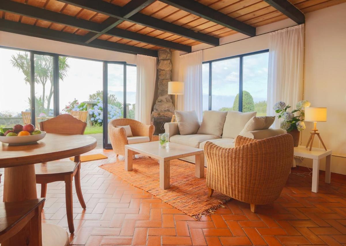 Green Oceanview Relaxing Cottage موستيروس المظهر الخارجي الصورة